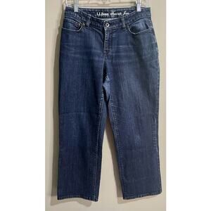 L.L. Bean Favorite Jean Curvy Fit Size 6PET